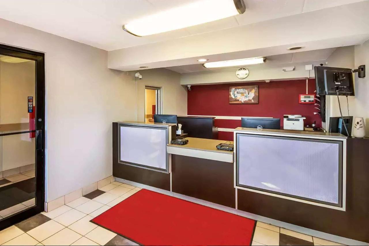 Super 8 By Wyndham Charleston Wv Ξενοδοχείο Εξωτερικό φωτογραφία